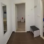 شقة Ivona سبليت